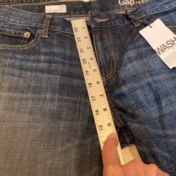 NWT GAP 1969 Sexy Boyfriend Jeans - Picture 7 of 9